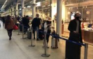 Fuga da Londra in treno: le lunghe file all'imbarco per l'Eurostar