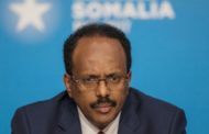 Somalia, attentato suicida prima del comizio del premier