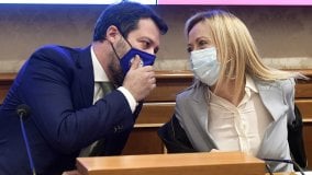 Governo, Salvini e Meloni litigano sulla sfiducia a Conte