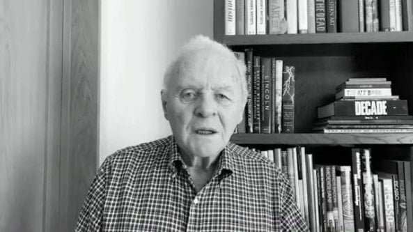 Anthony Hopkins festeggia 45 anni da sobrio: 