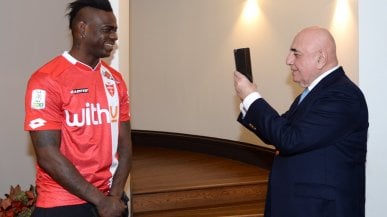 Serie B, Monza: Balotelli ha firmato a casa di Galliani, contratto da 400 mila euro