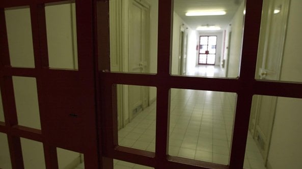 Parma, evade dai domiciliari per riscuotere l'affitto