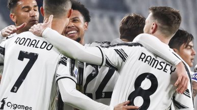 Calcio, per il Covid i 20 top club d'Europa perderanno 2 miliardi: Barcellona e Real col fatturato più alto, Juventus decima