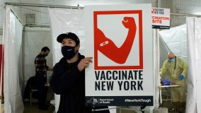 Otto clic in un minuto e mezzo: così ho prenotato il mio vaccino a New York