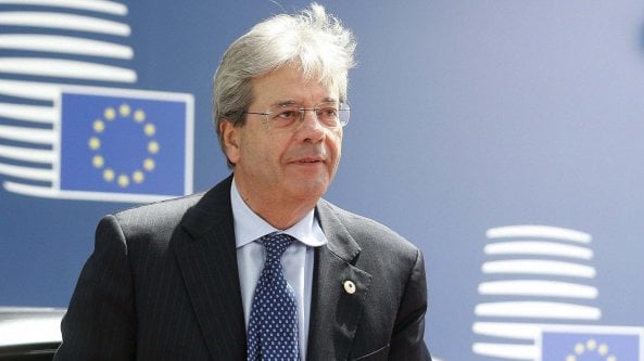 Crisi di goveno, trattativa per il Conte ter in salita. Iv lancia il ticket Gentiloni-Draghi