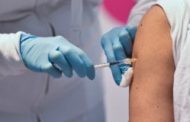 Vaccino, il corpo riconosce il virus e reagisce: ecco perché la seconda dose dà più fastidio