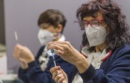 Vaccino, l’Italia va avanti piano. Su cento dosi pronte, solo sette già iniettate