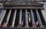 Facebook chiude Robinhood Stock, popolare gruppo di discussione di Wall Street
