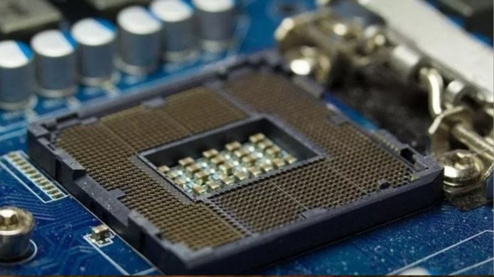 Il mondo a caccia di chip e i produttori volano in Borsa