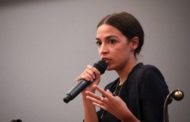 Stati Uniti, Ocasio-Cortez all'attacco di Facebook: 