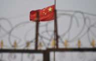 Un’ex detenuta uigura nei campi di prigionia cinesi dello Xinjiang: “La mia anima era morta, ora racconto gli orrori
