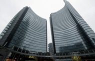 Vertice Unicredit in vantaggio candidato tricolore