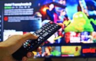 Emissioni di CO2: quanto inquiniamo con Netflix & Co.