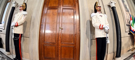 Quirinale, governi e presidenti eterni tormenti