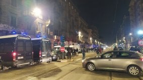 Torino: sgombero all'alba in corso Giulio Cesare nel nuovo ritrovo degli anarchici