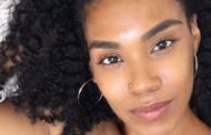 Bali contro l'influencer lesbica: 