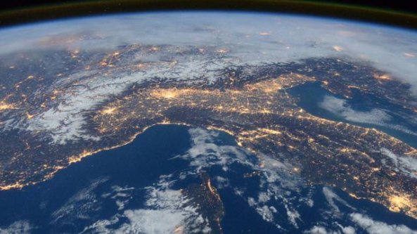 Durante le feste più spostamenti verso le abitazioni private: la conferma di Google Maps