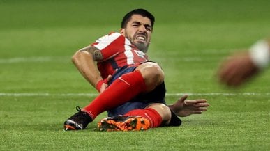 Caso Suarez, ecco le chat tra la Juve, De Micheli e il Viminale. Un terzo dirigente bianconero dai pm