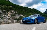 Seduzione Alpine, la sostenibile leggerezza di una supercar