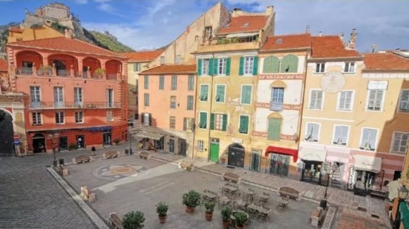 Liguria, caccia alle seconde case per lavorare in smart working