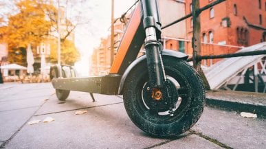 Sorpresa monopattini, inquinano come un'automobile