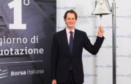 Stellantis debutta in Borsa a Milano e Parigi. Elkann: 