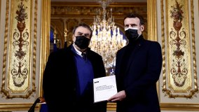 Guerra d'Algeria, niente scuse: Macron vuole più studio della storia per riconciliarsi con l'ex colonia