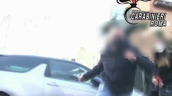 Roma, aggressione a troupe della Rai, arrestati tre ultras della Lazio