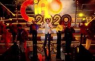 Russia, lo show di capodanno è una parodia trash della tv italiana degli anni '80