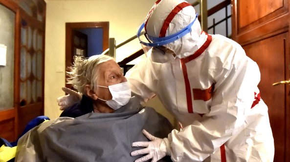 Irma, 103 anni, ha vinto il Covid. I medici del Maggiore di Parma: 