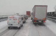 Maltempo: in Liguria stop ai tir in A7 e A26
