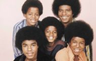 Michael Jackson torna in classifica: le strane sorprese delle canzoni di Natale