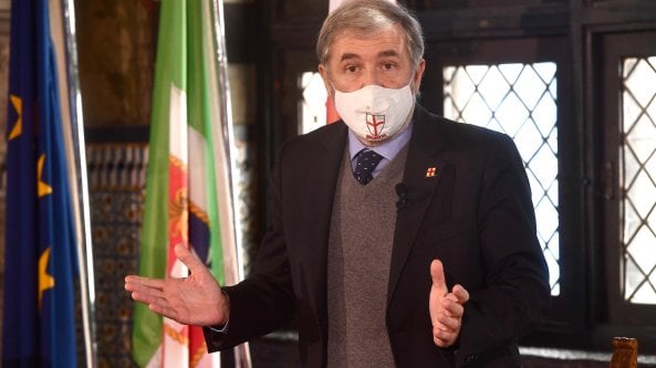 Bucci: “Più fondi per le manutenzioni ma voglio municipi più efficienti”