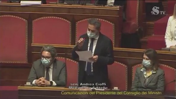 Cioffi (M5S) e la molecola del glucosio: la metafora della fiducia è epica   