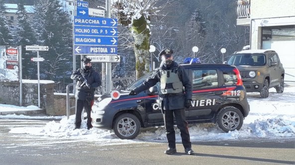 Imola, positivo al coronavirus va a rubare al centro commerciale