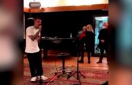 Fedez canta online il brano di Sanremo: rischio squalifica