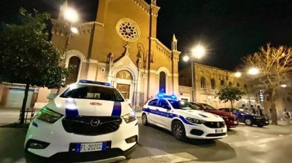 Coronavirus, festa di laurea in piazza Testaccio: multati in dieci a Roma