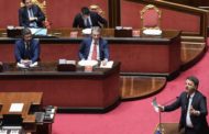 Crisi di governo, il cdm slitta a metà settimana per salvare il Recovery plan. Speranza: 