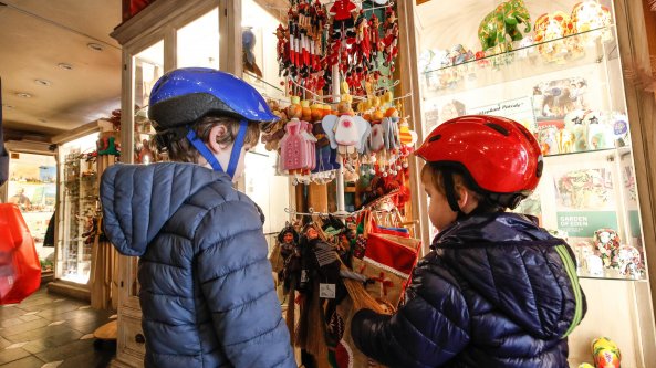 Perché i bambini si ammalano meno di Covid-19