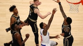 Basket, Nba: Atlanta stoppa i Clippers, Utah colpisce ancora
