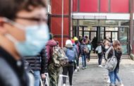 Covid, la Toscana torna gialla e riaprono tutte le scuole e bar