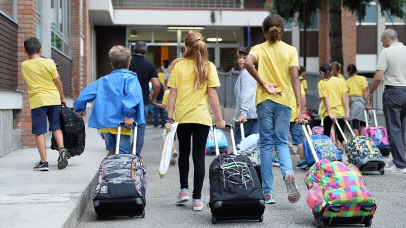 Scuola, boom dei tecnici e delle primarie all'aperto
