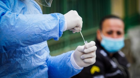 Coronavirus Lazio, per sei mesi la Regione ha usato tamponi di scarsa qualità, inchiesta sul pasticcio degli antigenici