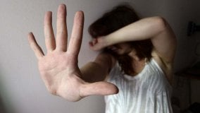 Consulta, patrocinio di Stato per le vittime di violenza sessuale