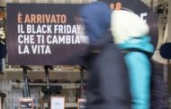Il Black Friday fa felice solo l'e-commerce. Vendite al dettaglio in calo del 6,9% a novembre