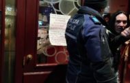 Al pub ribelle, aggressione al cronista di Repubblica