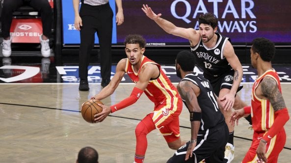 Basket Nba: Atlanta vola in vetta a Est, primato solitario per Phoenix a Ovest. LeBron trascina i Lakers