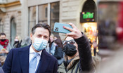 Gli ultimi appelli per salvare il governo Conte