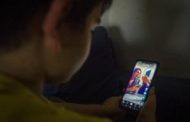 Tik Tok e i rischi del web, per il cellulare serve l'età giusta