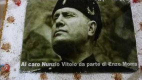 Napoli, festa con torta di Mussolini nella sede della quarta municipalità. Il festeggiato: